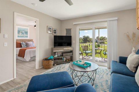 Condo in Punta Gorda, Florida, 2 bedrooms  № 2379067 - photo 4