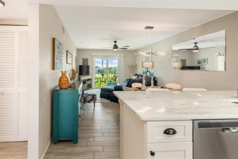 Condo in Punta Gorda, Florida, 2 bedrooms  № 2379067 - photo 6