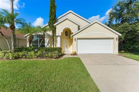 House in Orlando, Florida 4 bedrooms, 176.98 sq.m. № 2366641