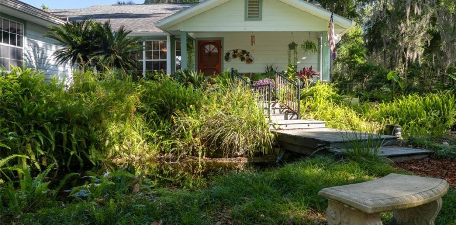 Villa ou maison à Newberry, Floride 3 chambres, 244.24 m2 № 1721067