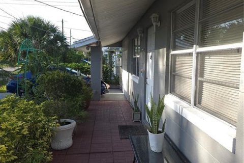 House in Tampa, Florida 3 bedrooms, 115.94 sq.m. № 1735459 - photo 12