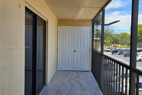 Condominio en venta en Miami, Florida, 2 dormitorios, 91.51 m2 № 1850714 - foto 23