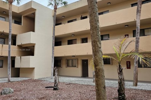 Condominio en venta en Miami, Florida, 2 dormitorios, 91.51 m2 № 1850714 - foto 28