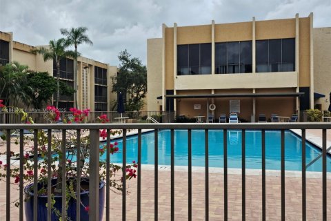 Condominio en venta en Miami, Florida, 2 dormitorios, 91.51 m2 № 1850714 - foto 4