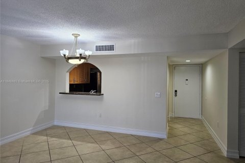 Condominio en venta en Miami, Florida, 2 dormitorios, 91.51 m2 № 1850714 - foto 16