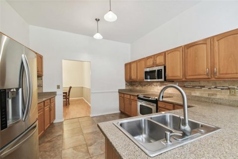 Casa en venta en Palm Harbor, Florida, 5 dormitorios, 234.86 m2 № 1670147 - foto 16