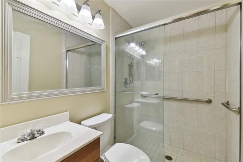 Casa en venta en Palm Harbor, Florida, 5 dormitorios, 234.86 m2 № 1670147 - foto 30