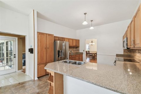 Casa en venta en Palm Harbor, Florida, 5 dormitorios, 234.86 m2 № 1670147 - foto 15