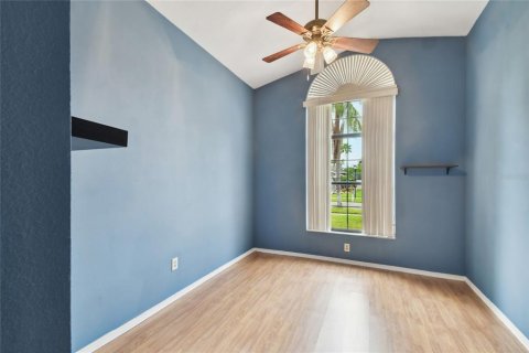 Casa en venta en Palm Harbor, Florida, 5 dormitorios, 234.86 m2 № 1670147 - foto 25