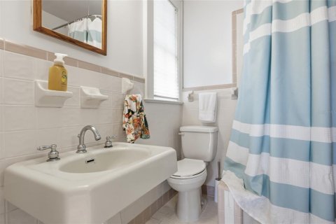 Casa en venta en Gainesville, Florida, 3 dormitorios, 225.94 m2 № 2212780 - foto 22