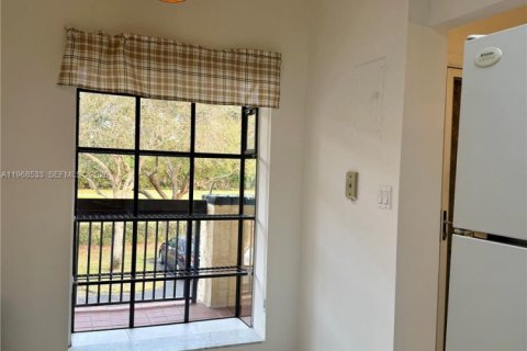 Condominio en alquiler en Deerfield Beach, Florida, 2 dormitorios, 106.84 m2 № 2031688 - foto 5