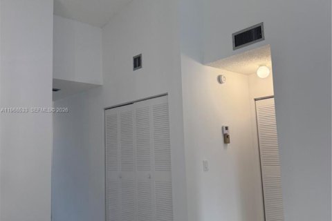 Condominio en alquiler en Deerfield Beach, Florida, 2 dormitorios, 106.84 m2 № 2031688 - foto 17