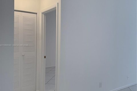 Condominio en alquiler en Deerfield Beach, Florida, 2 dormitorios, 106.84 m2 № 2031688 - foto 11