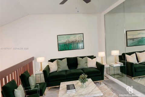 Townhouse in North Lauderdale, Florida 2 bedrooms, 110.18 sq.m. № 2041005 - photo 14