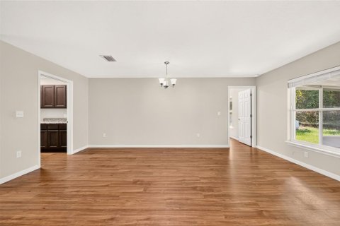 Casa en venta en Ocala, Florida, 3 dormitorios, 171.59 m2 № 2385892 - foto 13