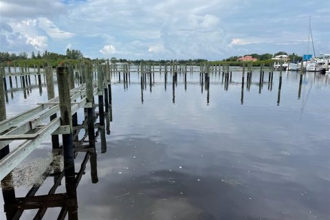 Terreno en venta en Tarpon Springs, Florida № 1582397 - foto 5