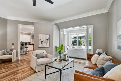 House in Safety Harbor, Florida 4 bedrooms, 256.22 sq.m. № 1837703 - photo 5