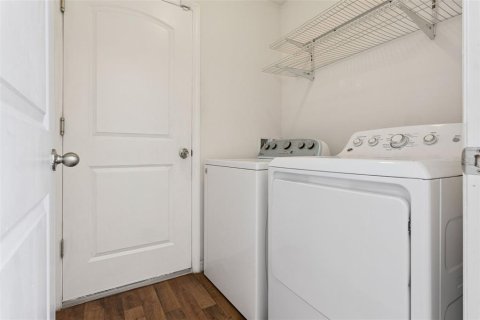 Villa ou maison à vendre à Groveland, Floride: 4 chambres, 142.51 m2 № 2398440 - photo 28