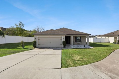 Villa ou maison à vendre à Groveland, Floride: 4 chambres, 142.51 m2 № 2398440 - photo 3