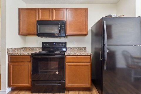Villa ou maison à vendre à Groveland, Floride: 4 chambres, 142.51 m2 № 2398440 - photo 8