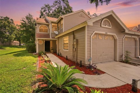 Adosado en Altamonte Springs, Florida 2 dormitorios, 142.23 m2 № 2149716