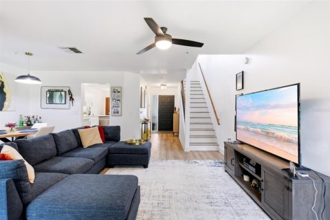 Adosado en venta en Altamonte Springs, Florida, 2 dormitorios, 142.23 m2 № 2149716 - foto 12