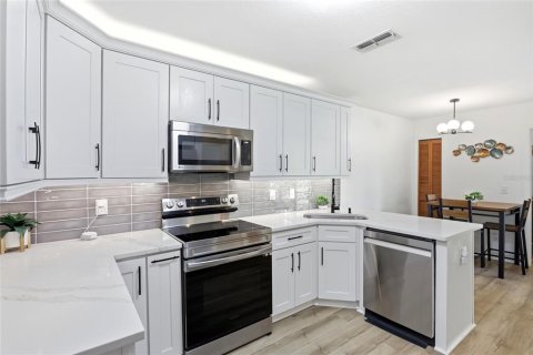 Adosado en venta en Altamonte Springs, Florida, 2 dormitorios, 142.23 m2 № 2149716 - foto 17