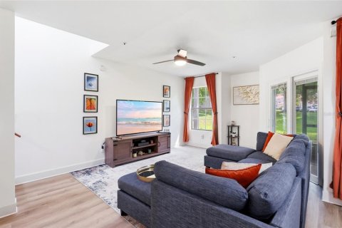 Adosado en venta en Altamonte Springs, Florida, 2 dormitorios, 142.23 m2 № 2149716 - foto 13