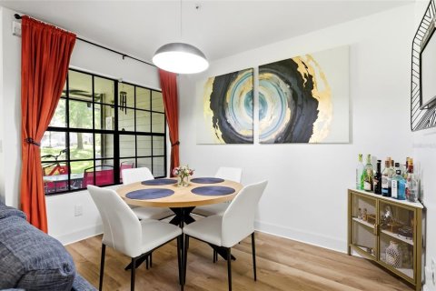 Adosado en venta en Altamonte Springs, Florida, 2 dormitorios, 142.23 m2 № 2149716 - foto 14