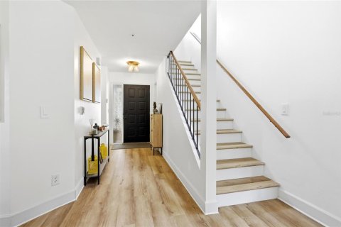 Adosado en venta en Altamonte Springs, Florida, 2 dormitorios, 142.23 m2 № 2149716 - foto 10