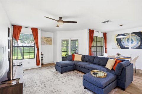 Adosado en venta en Altamonte Springs, Florida, 2 dormitorios, 142.23 m2 № 2149716 - foto 11