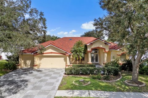 House in Zephyrhills, Florida 4 bedrooms, 194.07 sq.m. № 2221916