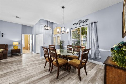 Casa en venta en Zephyrhills, Florida, 4 dormitorios, 194.07 m2 № 2221916 - foto 17