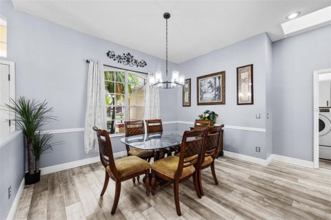 Casa en venta en Zephyrhills, Florida, 4 dormitorios, 194.07 m2 № 2221916 - foto 16