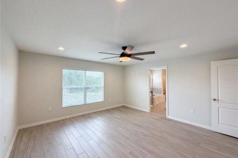 Villa ou maison à vendre à Lakeland, Floride: 5 chambres, 251.95 m2 № 2227344 - photo 4