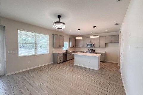 Villa ou maison à vendre à Lakeland, Floride: 5 chambres, 251.95 m2 № 2227344 - photo 8