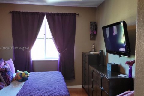 Touwnhouse à vendre à Homestead, Floride: 4 chambres, 160.54 m2 № 2090247 - photo 15