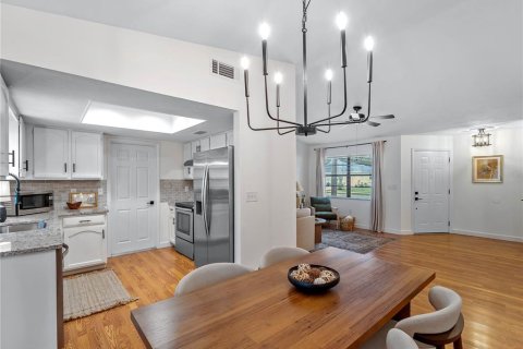 Casa en venta en Sarasota, Florida, 2 dormitorios, 84.73 m2 № 1851902 - foto 4