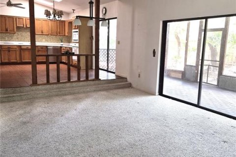Villa ou maison à vendre à Seminole, Floride: 3 chambres, 179.12 m2 № 2355853 - photo 13