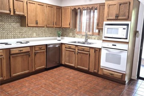 Villa ou maison à vendre à Seminole, Floride: 3 chambres, 179.12 m2 № 2355853 - photo 7