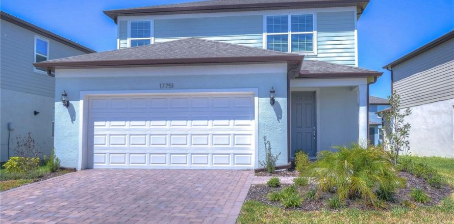Villa ou maison à Land O' Lakes, Floride 4 chambres, 209.96 m2 № 2337431