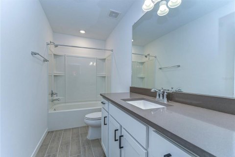 Villa ou maison à louer à Land O' Lakes, Floride: 4 chambres, 209.96 m2 № 2337431 - photo 19
