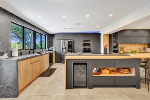 Villa ou maison à vendre à Dania Beach, Floride: 5 chambres, 206.89 m2 № 1979984 - photo 7