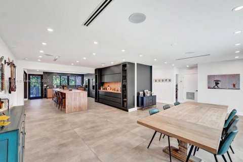 Villa ou maison à vendre à Dania Beach, Floride: 5 chambres, 206.89 m2 № 1979984 - photo 19