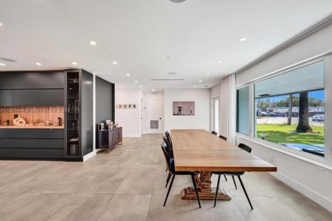 Villa ou maison à vendre à Dania Beach, Floride: 5 chambres, 206.89 m2 № 1979984 - photo 20