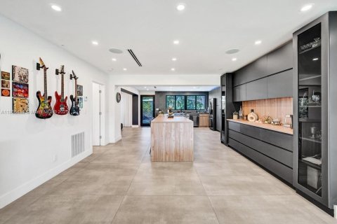 Villa ou maison à vendre à Dania Beach, Floride: 5 chambres, 206.89 m2 № 1979984 - photo 18