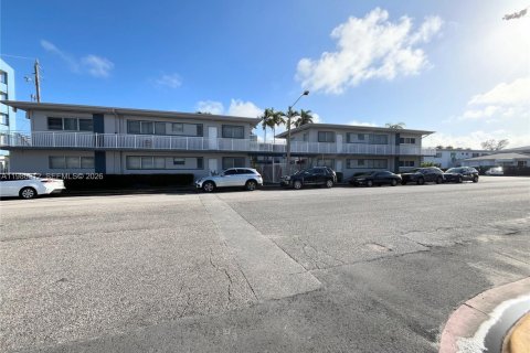 Condo à Miami Beach, Floride, 1 chambre  № 2044189