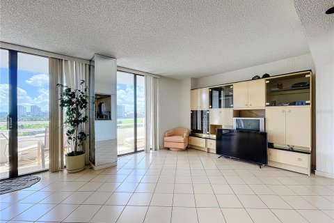 Copropriété à vendre à Miami, Floride: 3 chambres, 141.3 m2 № 2298923 - photo 28