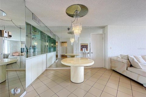 Copropriété à vendre à Miami, Floride: 3 chambres, 141.3 m2 № 2298923 - photo 12