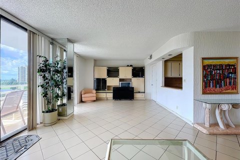 Copropriété à vendre à Miami, Floride: 3 chambres, 141.3 m2 № 2298923 - photo 23